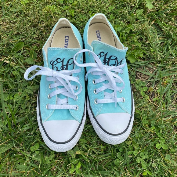 Monogrammed chucks💗 - Picture 2 of 7